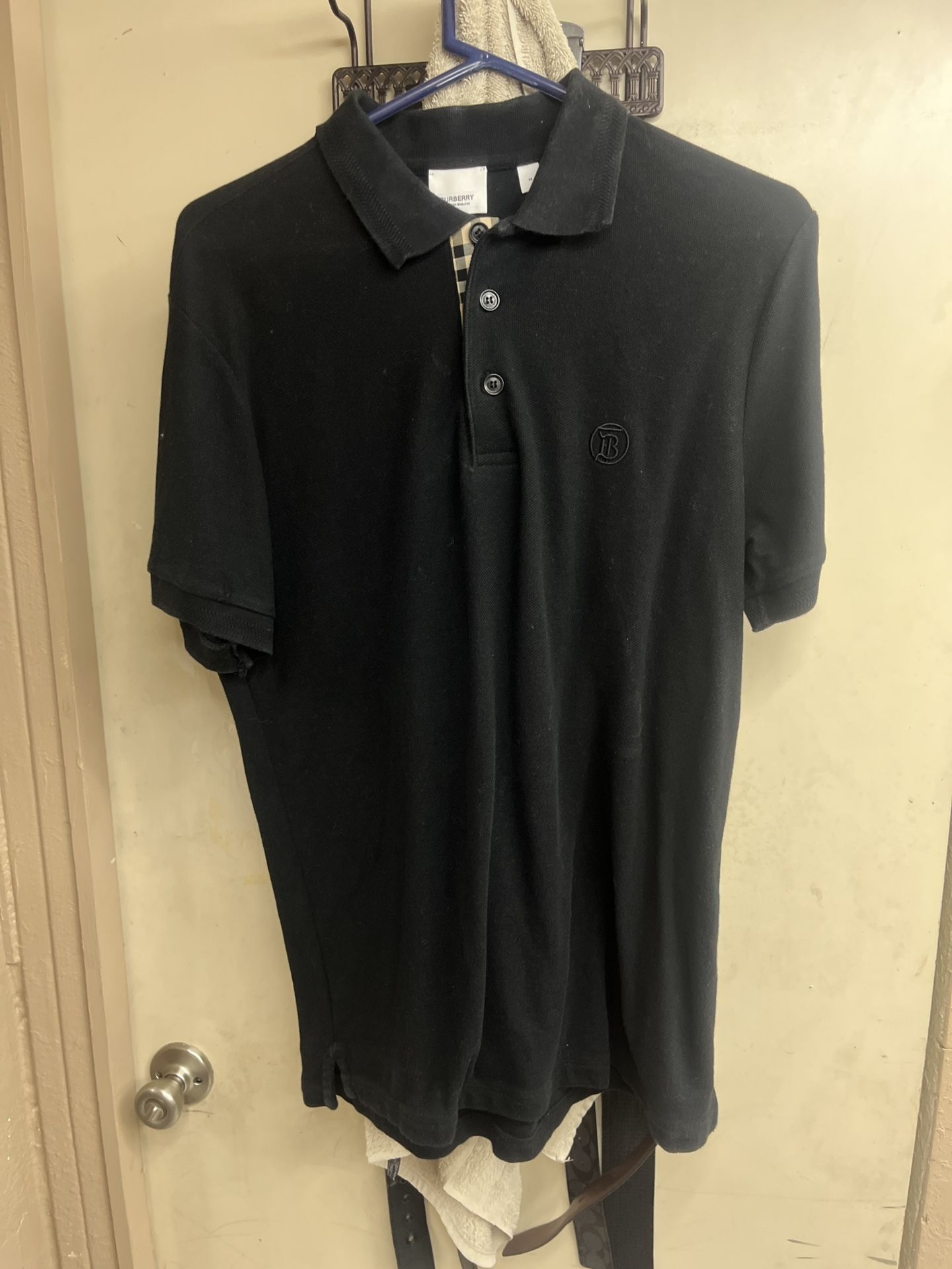 Burberry Polo Size Medium