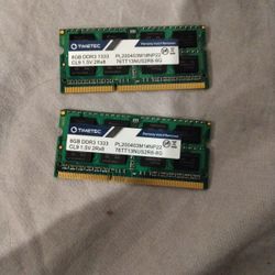 2x 8 GB DDR3 Ram 