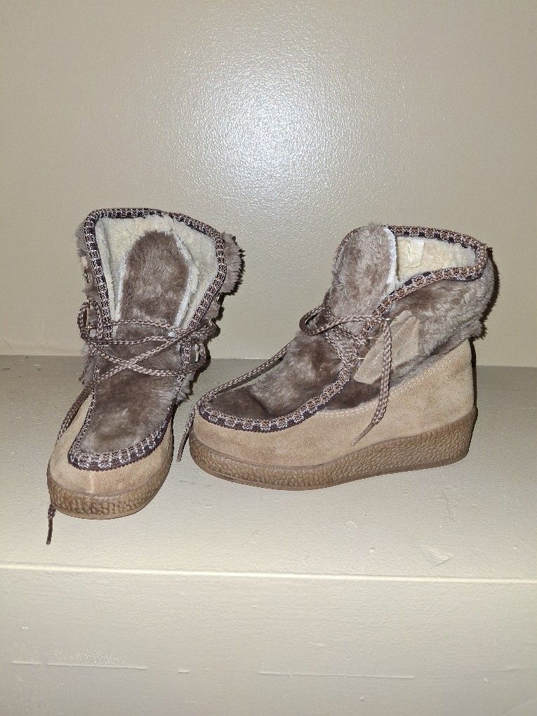 Winter Boots Very Warm