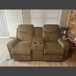 La-Z-Boy Couch’s 