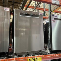 BOSCH 500 Series 24" Top Control Smart Built-In Tub Dishwasher with 3rd Rack and AquaStop, 39 dBA - Stainless Steel