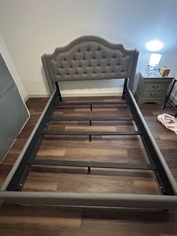 Queen bed with box frame