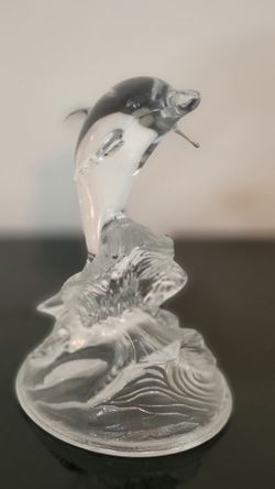 Cristal d'Arques lead crystal dolphin figurine