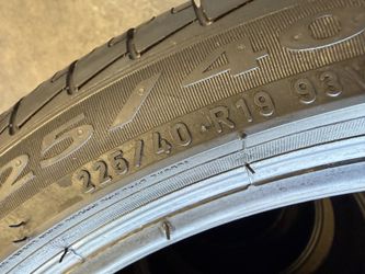 BMW 330 Tire 225/40/19 Pirelli P7 RunFlat (1 Only) Like New $80.00