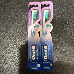 Oral B Toothbrush (2)
