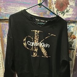 Calvin Klein Black and Leopard Crew Neck Sweater size XL SMOKE FREE