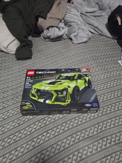 LEGO Technic Ford Mustang Shelby GT500 (42138)