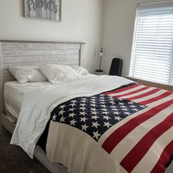 Solid Wood Bed Frame 