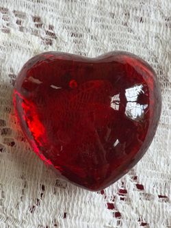 Unsigned Glass Blown Red Heart Paper Weight 3 Inches