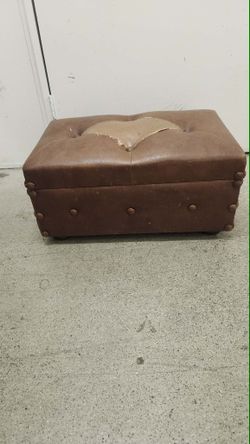 Multi use padded small chest