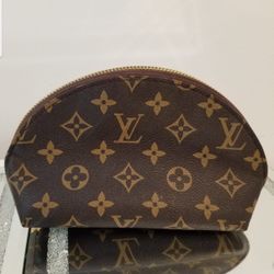 Fashion Pouch Makeup Bag 