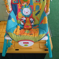 Fisher price baby bouncer & vibrating