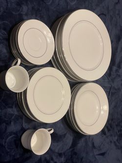 Vintage Dynasty Fine China Porcelain Set