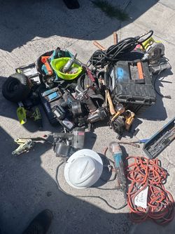 Miscellaneous tools.