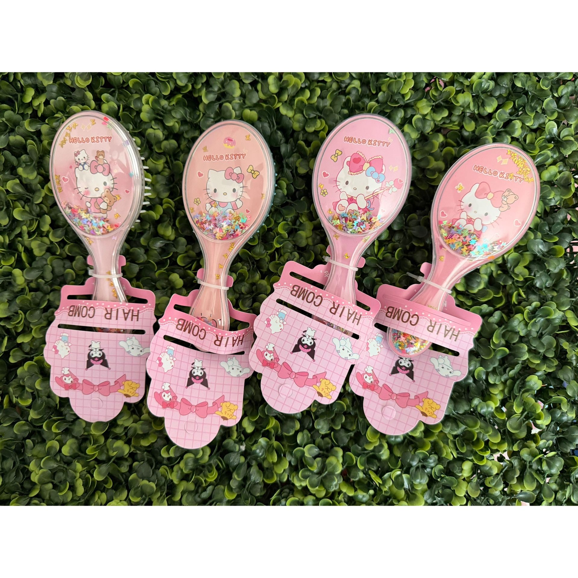 Hello Kitty Hair Brush ($5eaxh)