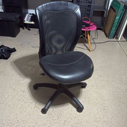 FREE Swivel Desk Chair 