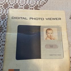 Digital Photo Viewer, Small, First Transit, 60 Photos