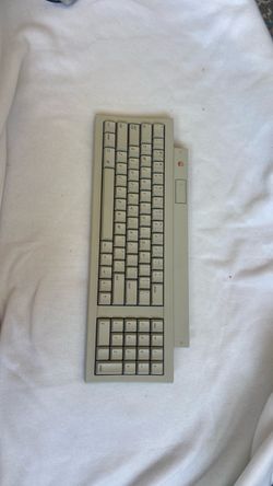 Vintage Apple II ~ 1991 - Keyboard MO487 - Untested