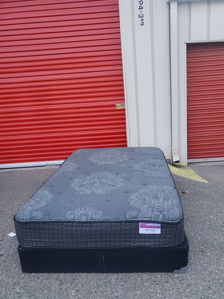 Full Mattress And Box Spring