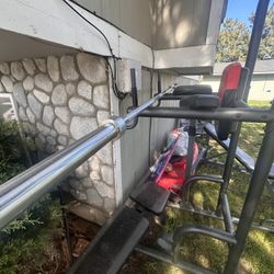 Weights/bench/pullup Bar
