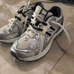 New Balance 1906 Kids