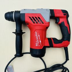 Milwaukee 5268-21 1-1/8" Corded Rotary Hammer Drill - 
