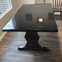 Dinning Table 