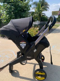 Doona Travel System - Black