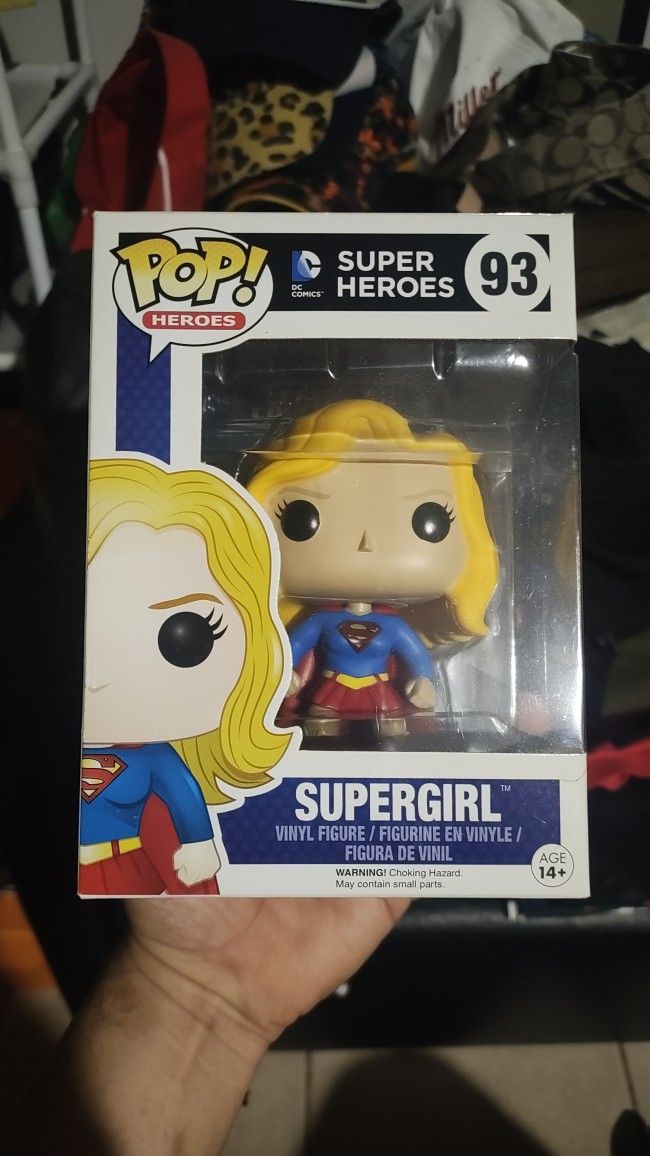FUNKO supergirl