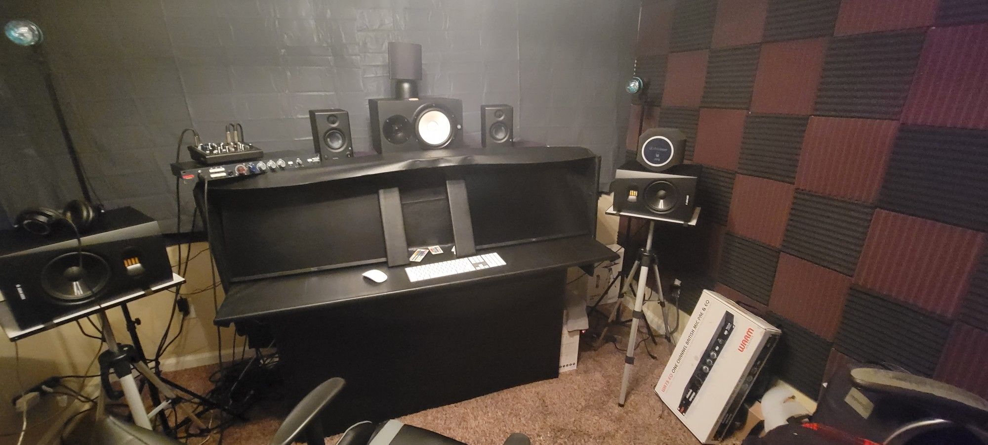$35 an Hour Need Studio Time Messages Me