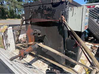 Tar machine for crack fill