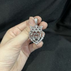 925 Sterling Silver Mens Womens Royalty King Lion Head Leo CZ Pendant
