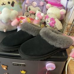 black coquette ugg slippers