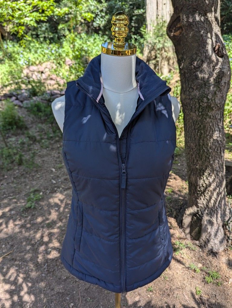 Amazon Essentials Women's Blue Puffer Vest