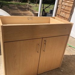 Changing Table