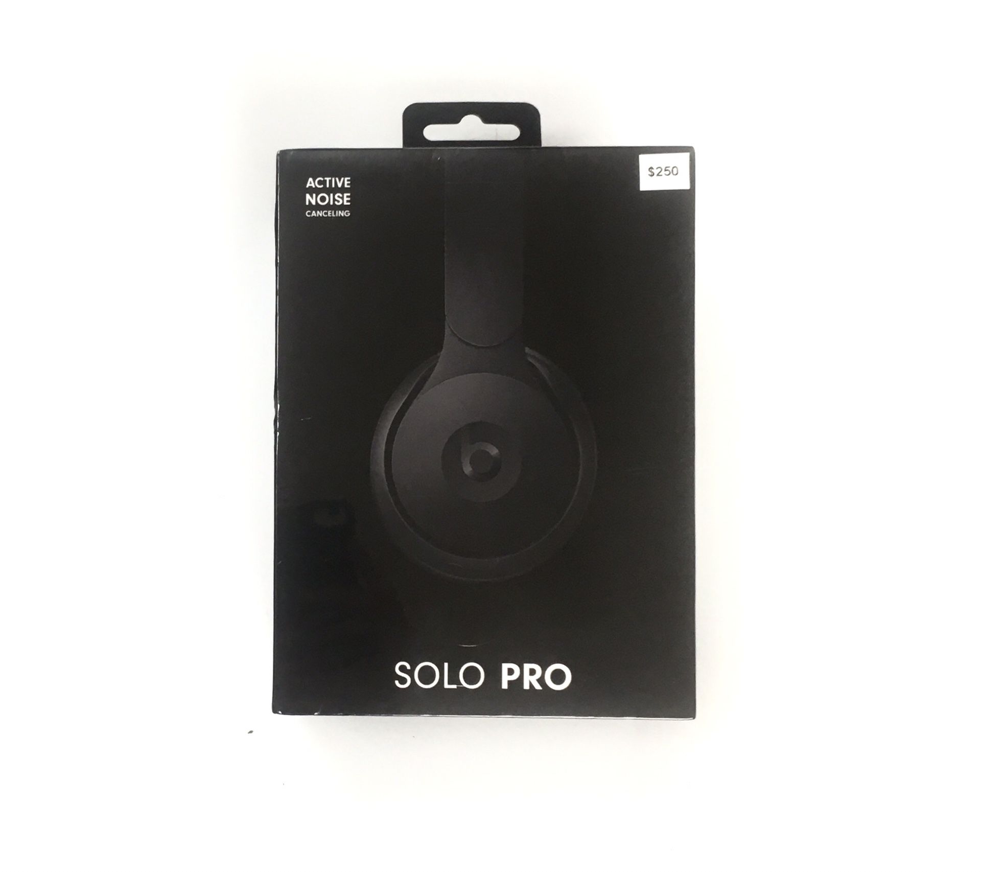 Beats Solo Pro Noise canceling Wireless Headphones