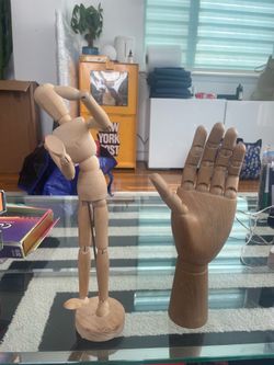 Wooden sculptures body and hand