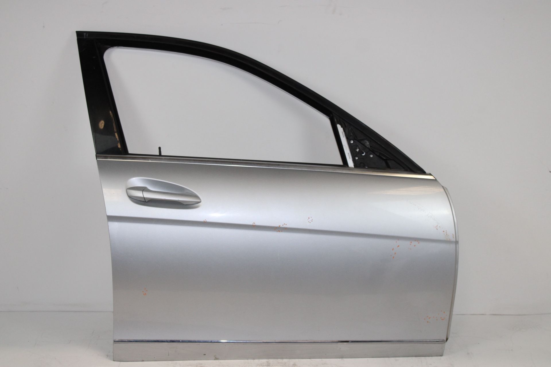 2009 CCLASS C300;Front Right Hand Side Door