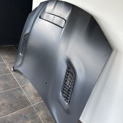 11-23 Chrysler 300 Redeye Hood