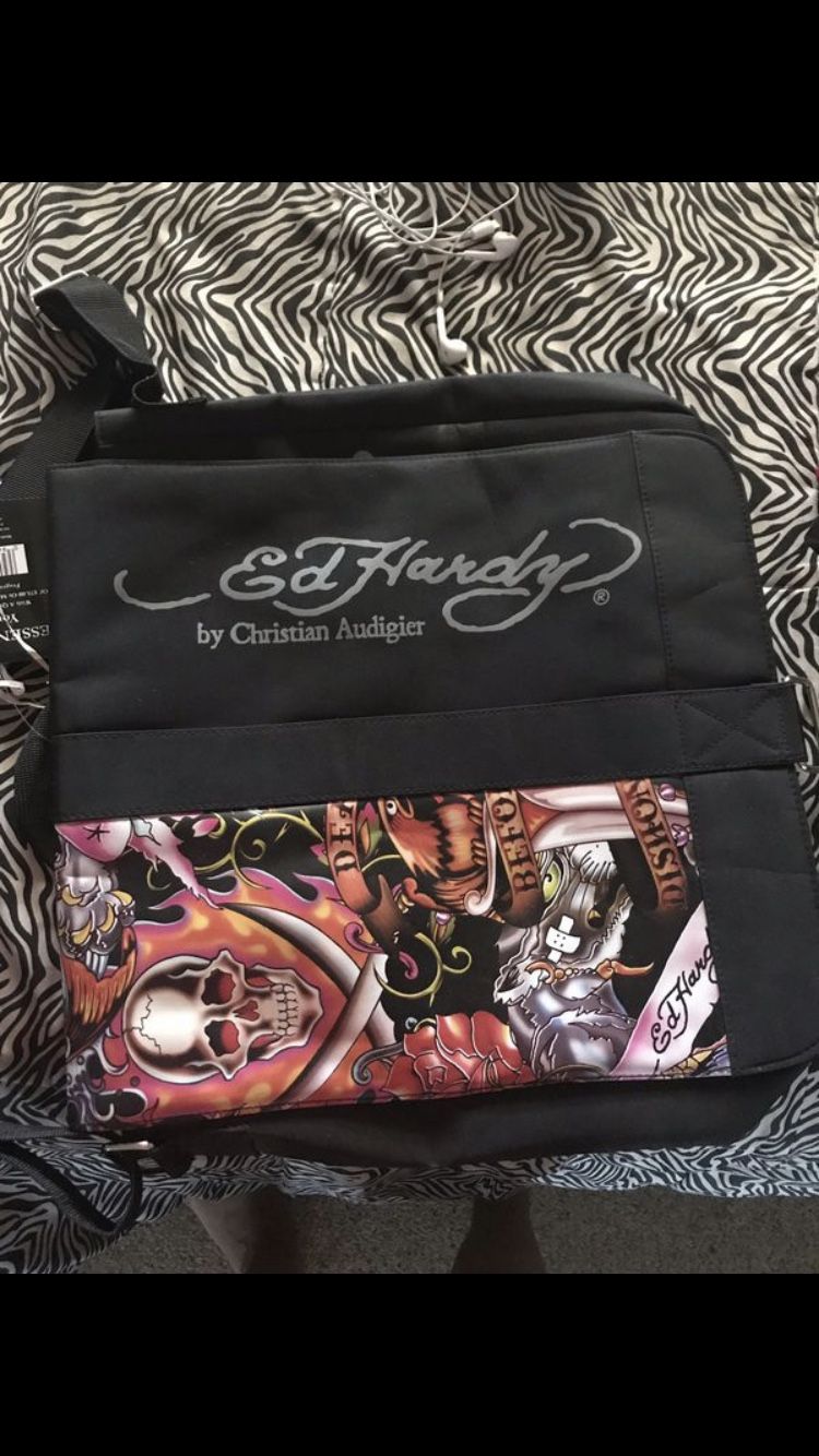 ED HARDY MESSENGER BAG NEW WITH TAGS