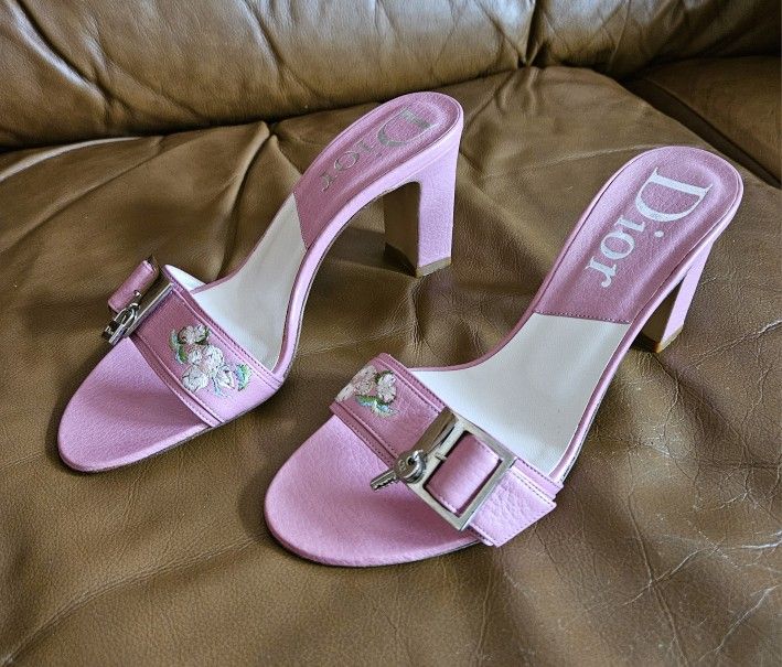 Women's Italy's Christian Dior Pink Leather Designer Sandals Heels Size 6 US