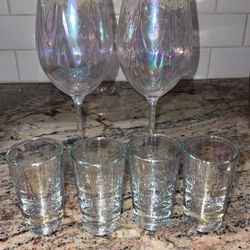 Iridescent wine glass (2), and shot glass (4) high-quality glass.