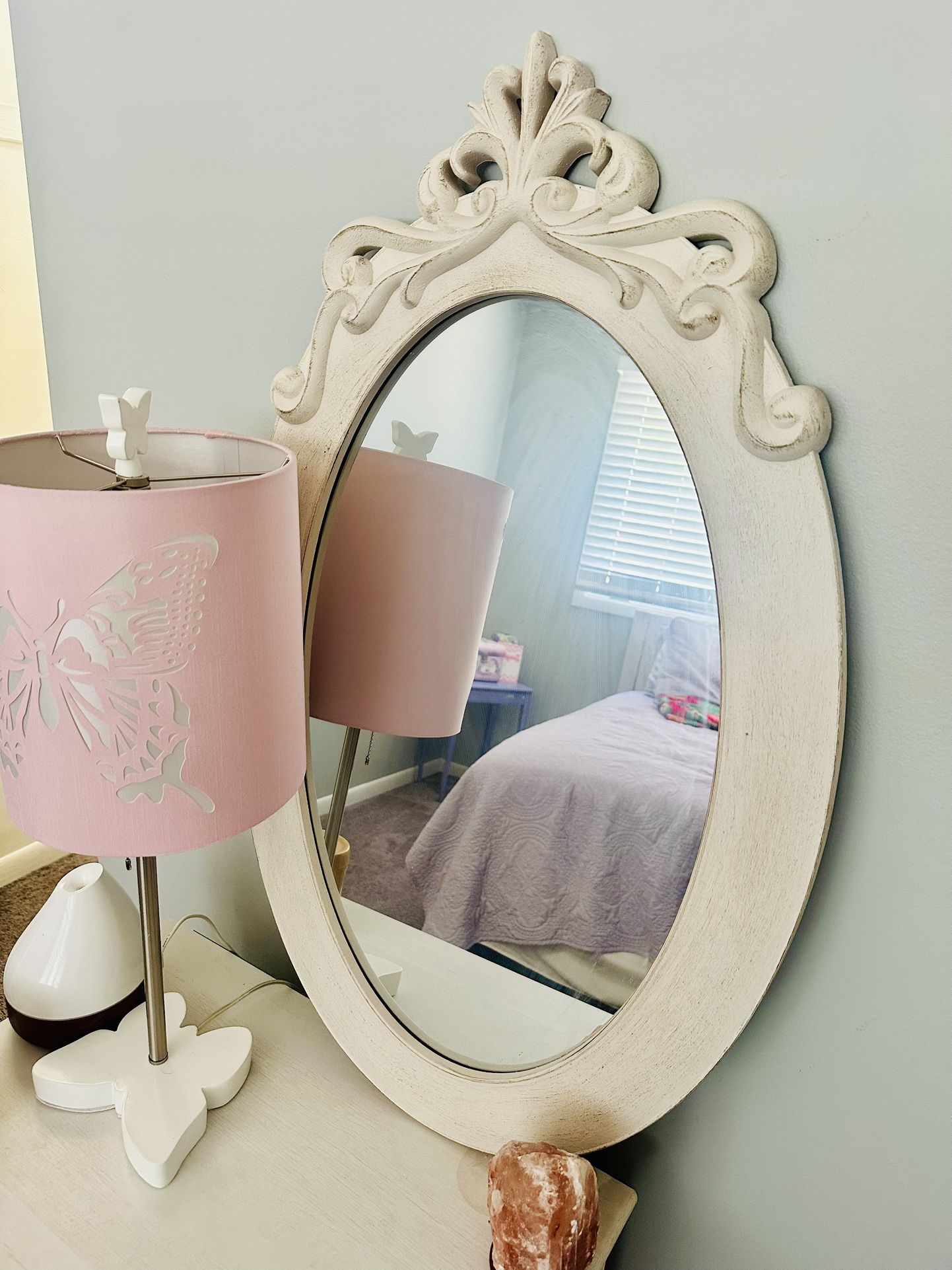 Ornate Wall Mirror – Whimsical Charm & Vintage Detailing