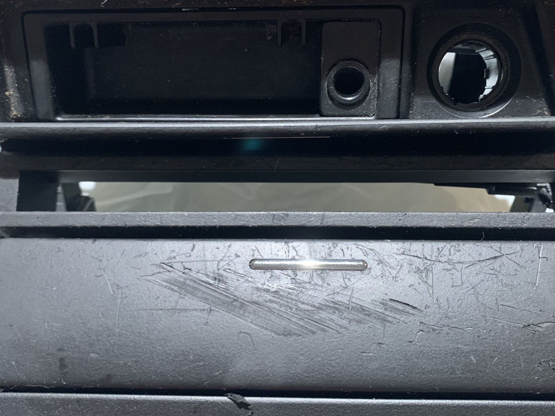 Factory CD Radio For 2001 BMW 325i