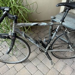 FUJI Road Bike 30 Speed (3x10)