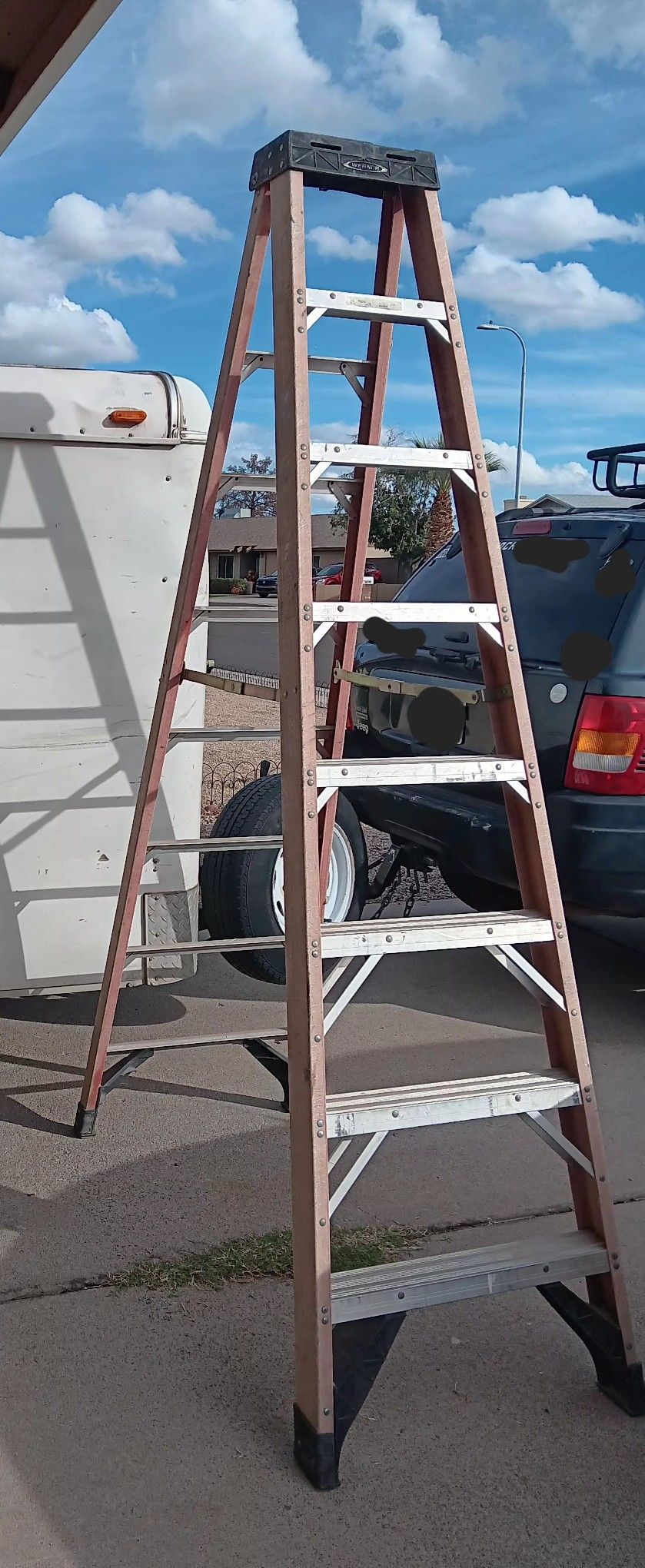 8 Ft Ladder 