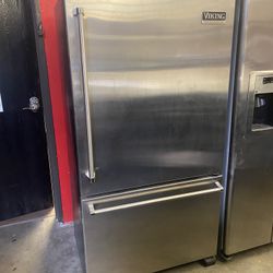 Refrigerator Viking