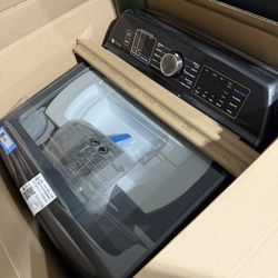 GE Profile 5.3  cu ft, top load, high efficiency washer, model PTW705BPTDG - NEW IN BOX!! 