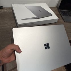Microsoft Surface Laptop 5 Like New Excellent Condition 