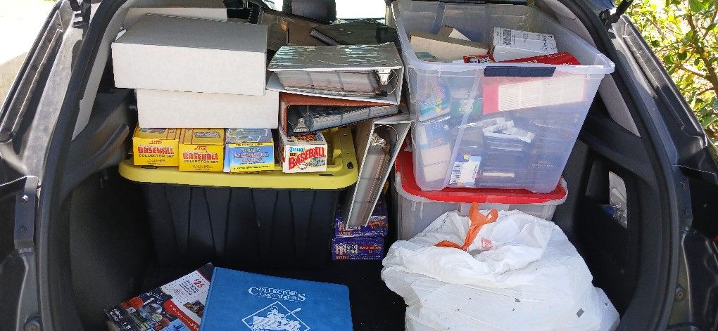 Huge Sports Card Lot